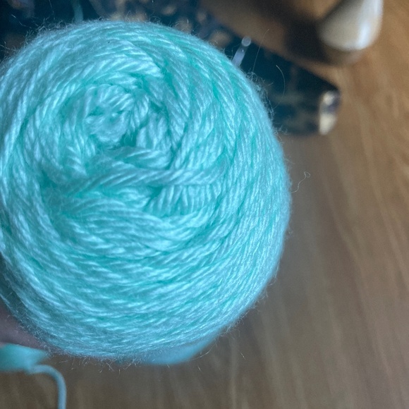 Yarn - Picture 2 of 7
